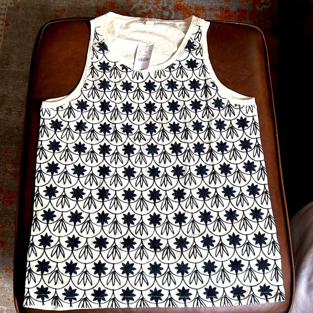 J. Crew | 100% Cotton | Decoration: 100% Polyester